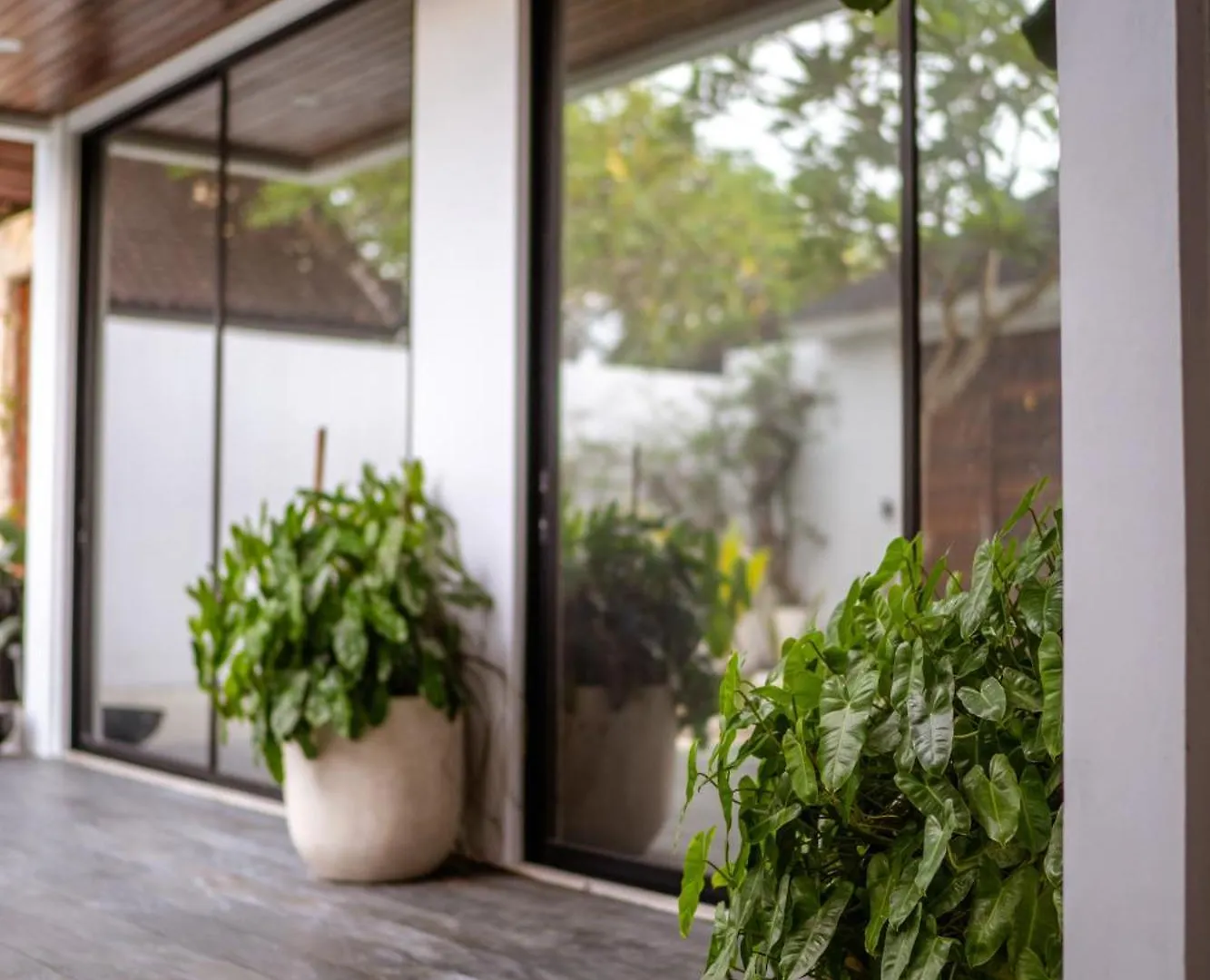 Bali Large 5-Br Private Luxury Dandanku Villa In Seminyak