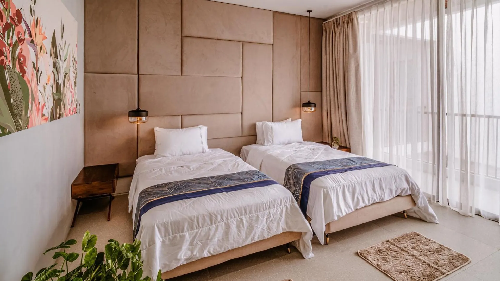 Bali Large 5-Br Private Luxury Dandanku Villa In Seminyak